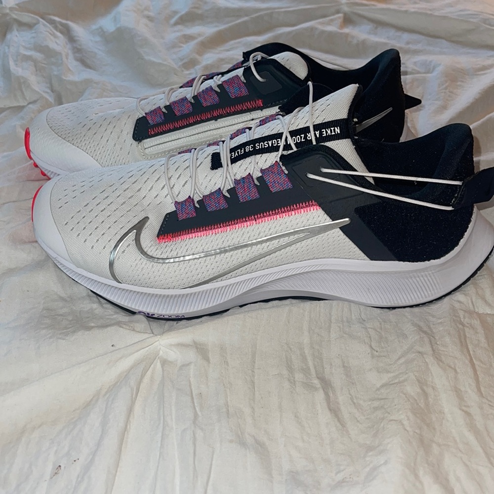 Nike air zoom Pegasus 38 fly ease Size 10 women. Worn once.